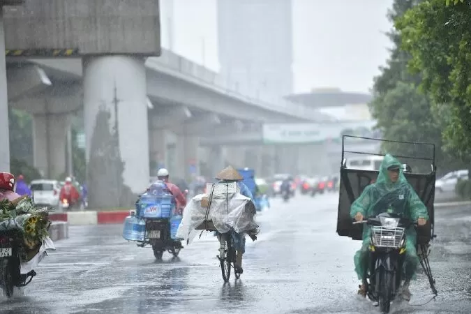 Hà Nội ngày mưa bão – Tạ Thăng Hùng