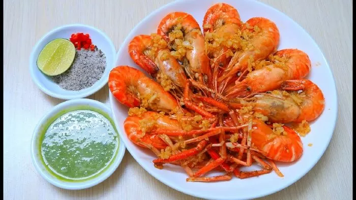 Tôm càng xanh sốt bơ tỏi