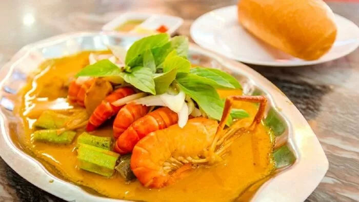 Cà ri tôm càng xanh