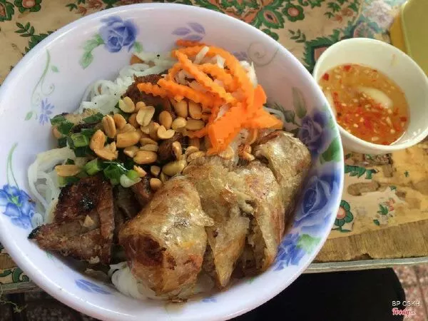 Bún Thịt Nướng Chả Giò 1 Nguyễn Trung Trực