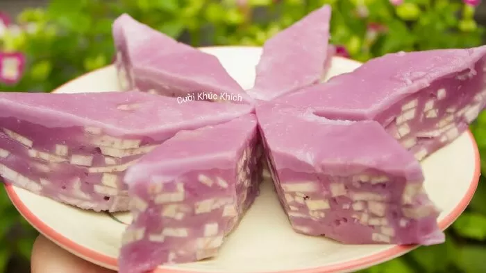 Bánh khoai môn hấp nước cốt dừa