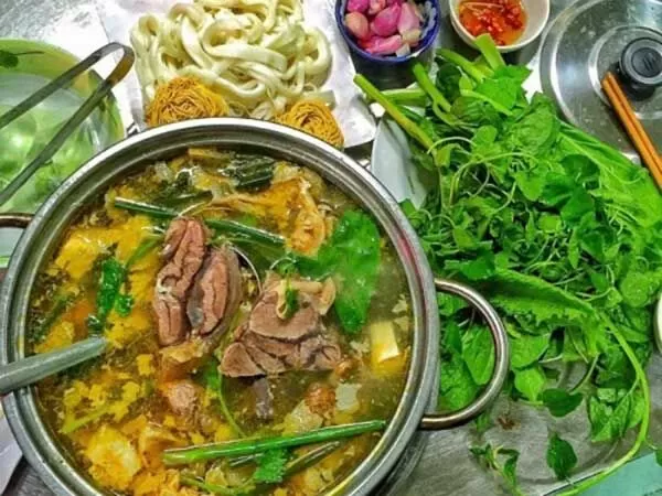 Lẩu Bò Lam Năm Cảnh
