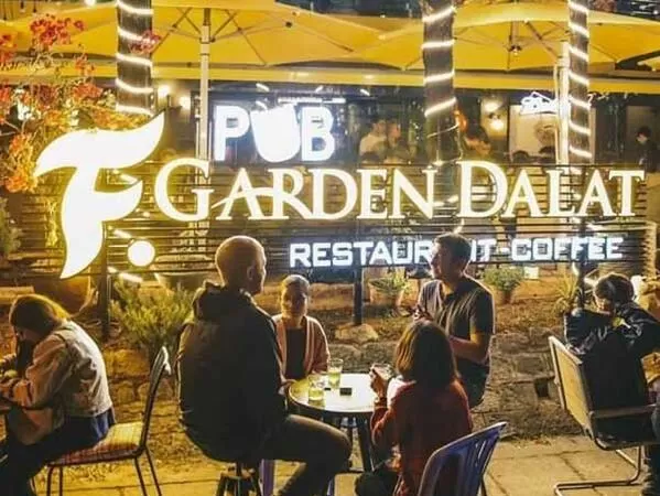 F Garden Pub