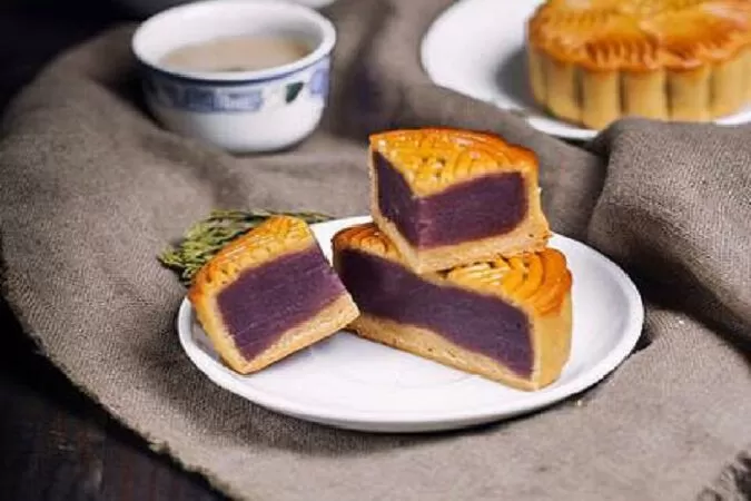 Top 7 cách làm bánh trung thu nướng cực kì thơm ngon có thể làm ngay tại nhà.
