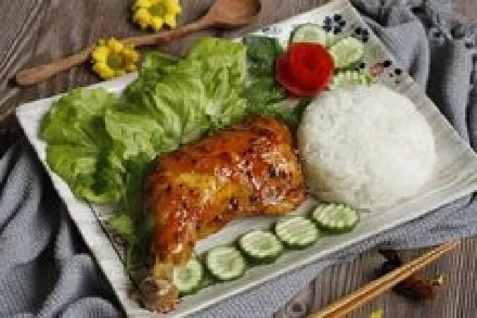 Đùi gà chiên sốt dầu hào