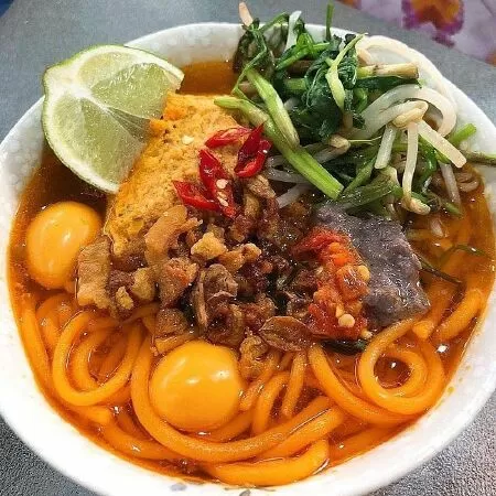 Bún đỏ