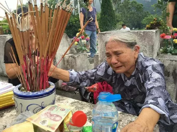 Con ơi - Trần Tuyết Tuyết