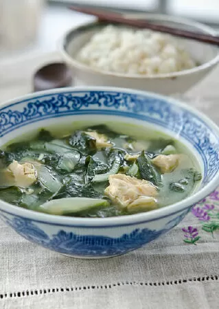 Canh rong biển cá ngừ