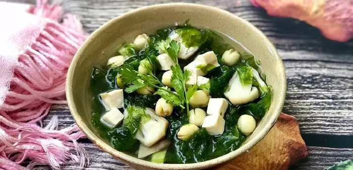 Canh đậu xanh rong biển