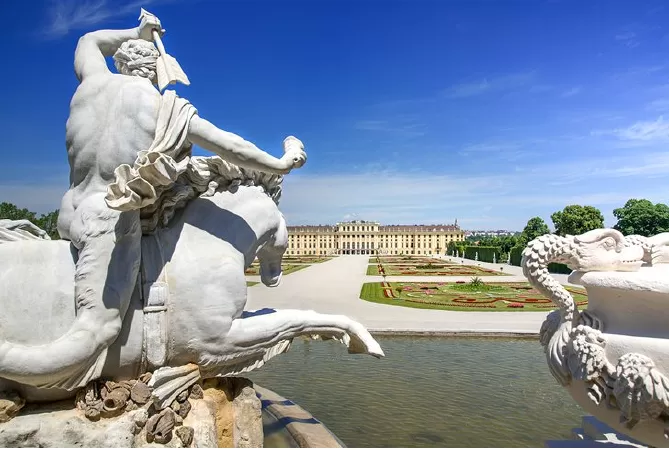 Cung điện Schönbrunn, Vienna