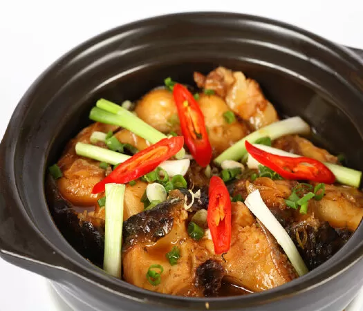Cá chim kho gừng ớt