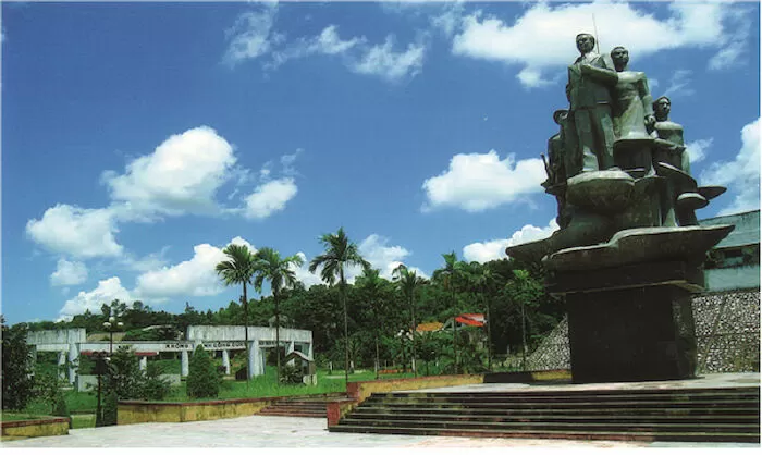 Khởi nghĩa Yên Bái - Trần Bảo Kim Thư