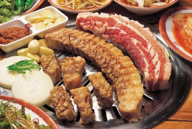 Samgyeopsal (Thịt ba chỉ nướng)