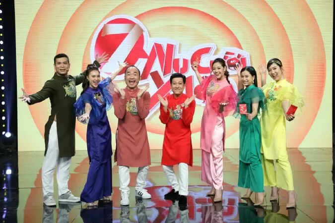 7 Nụ Cười Xuân