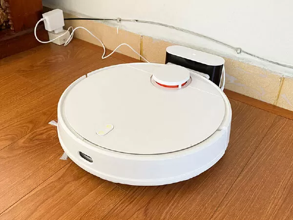 Quang Vacuum