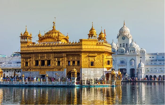 Harmandir Sahib: Đền vàng của Amritsar