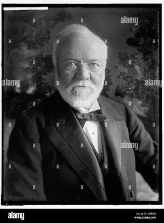 Andrew Carnegie (25/11/1835- 11/08/1919)