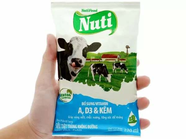 Sữa tươi tiệt trùng NutiFood
