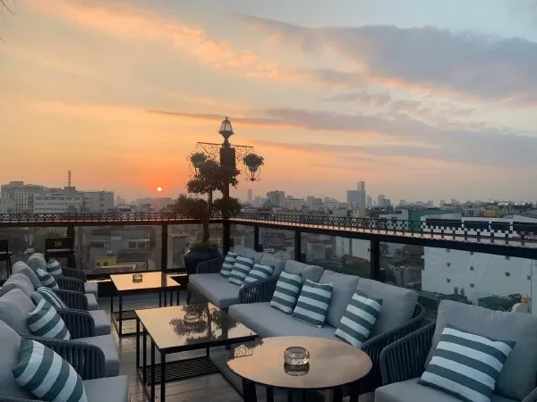 Sol Sky Bar