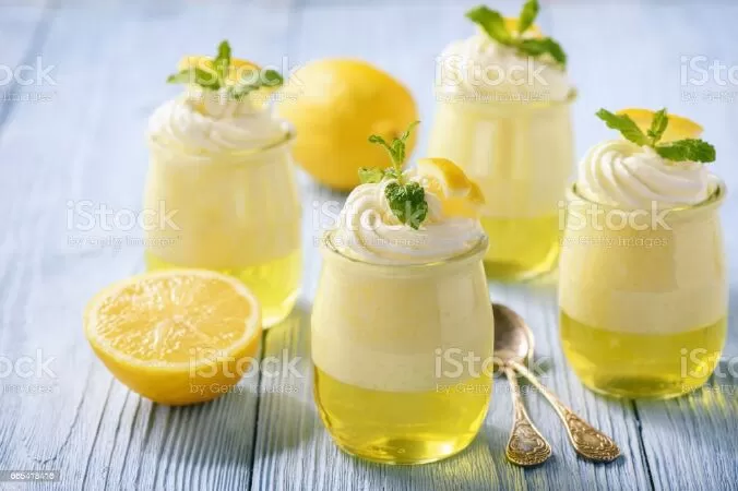 Pudding chanh vàng