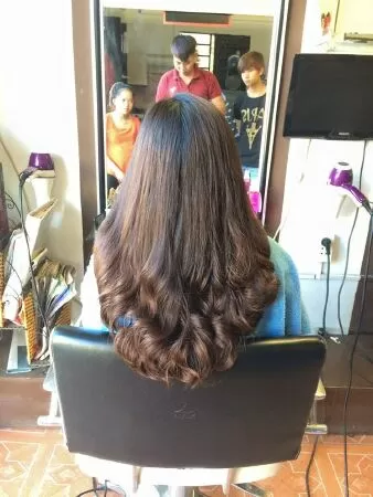 Salon Anh Tú