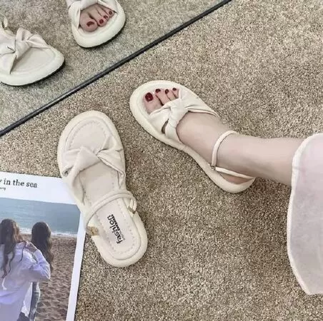 Giày sandal
