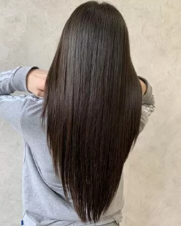 Tóc dài thẳng lá