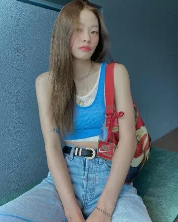 Áo tanktop cùng áo tanktop