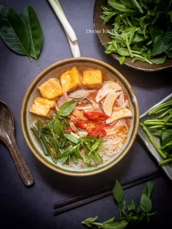 Bún Thái chay
