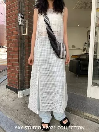 Phối cùng áo lưới