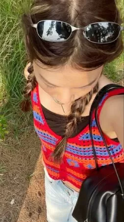Áo tanktop cùng ghi lê