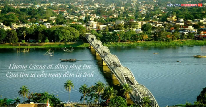 Tiếng hát sông Hương (1938) – Tác giả Tố Hữu