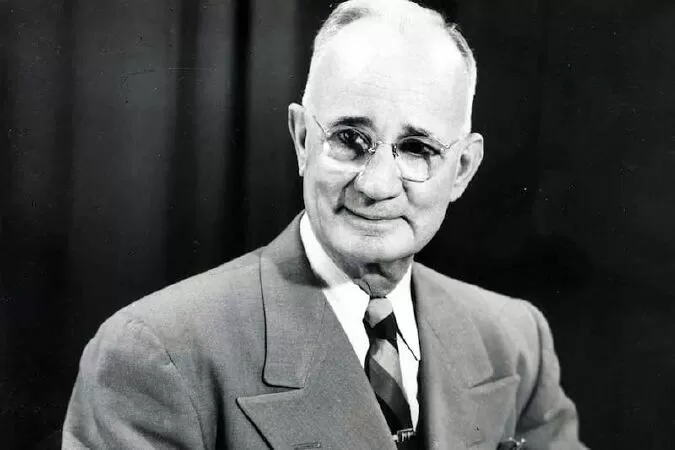 Napoleon Hill (26/10/1883 - 8/11/1970)