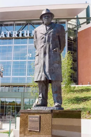 Vince Lombardi (11/6/1913 – 3/9/1970)