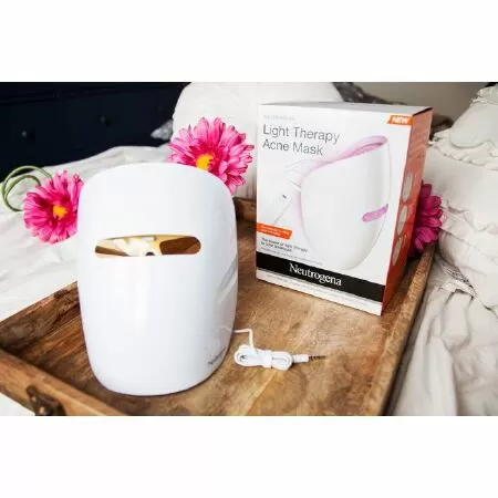 Mặt nạ ánh sáng Neutrogena Light Therapy Acne Mask
