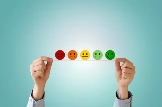 Tìm kiếm phản hồi của khách hàng