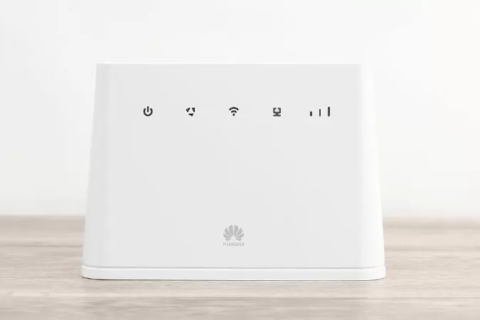 Bộ Phát WiFi Di Động 4G LTE 150Mbps Huawei B311-221
