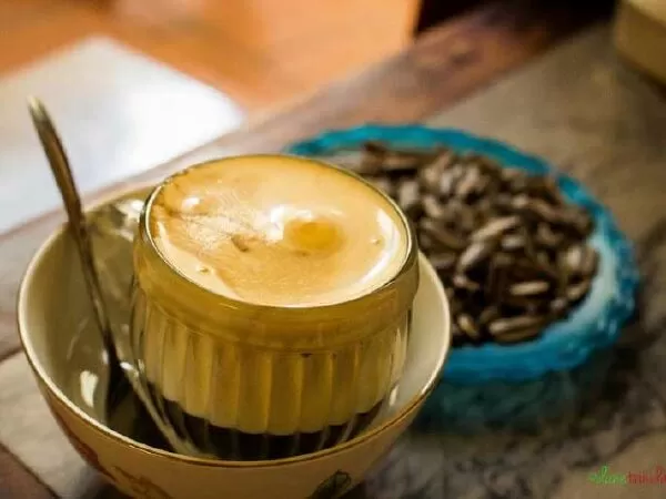 Vườn Phố Cổ Café