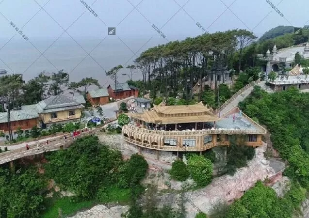 Một thoáng quê hương - Giáo Sư Sơn