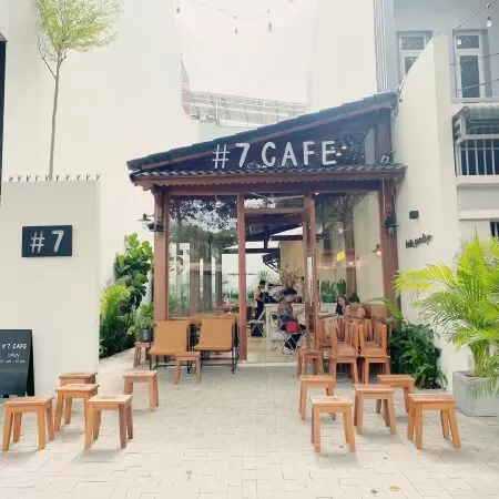 # 7 Cafe