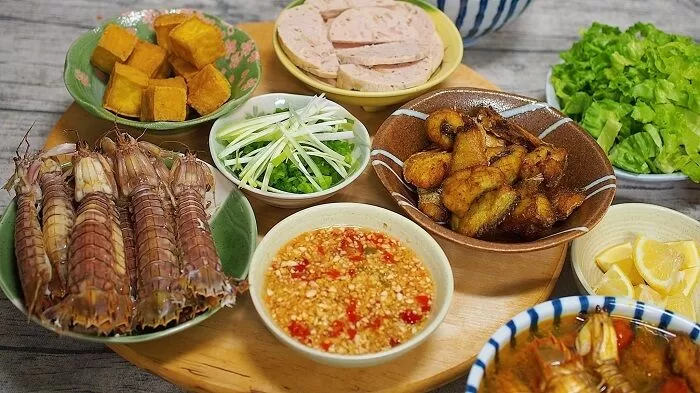 Bún riêu bề bề