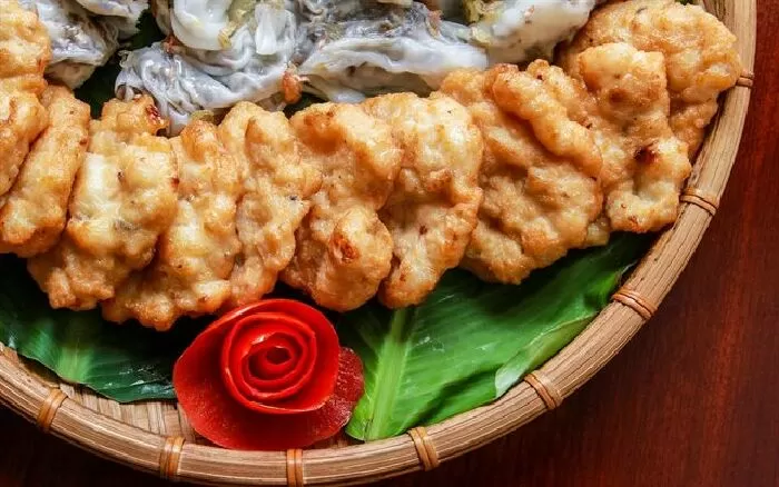 Chả mực chiên kiểu Hạ Long