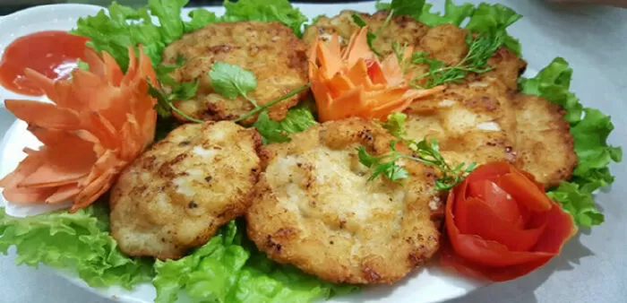 Chả mực bao cá chiên vàng