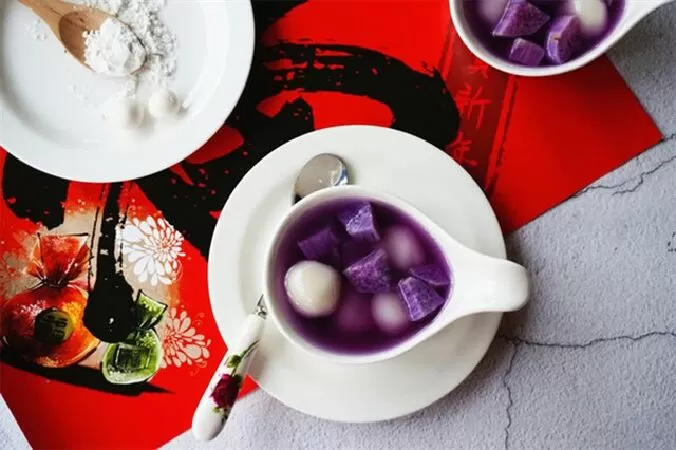 Chè khoai tím bột nếp