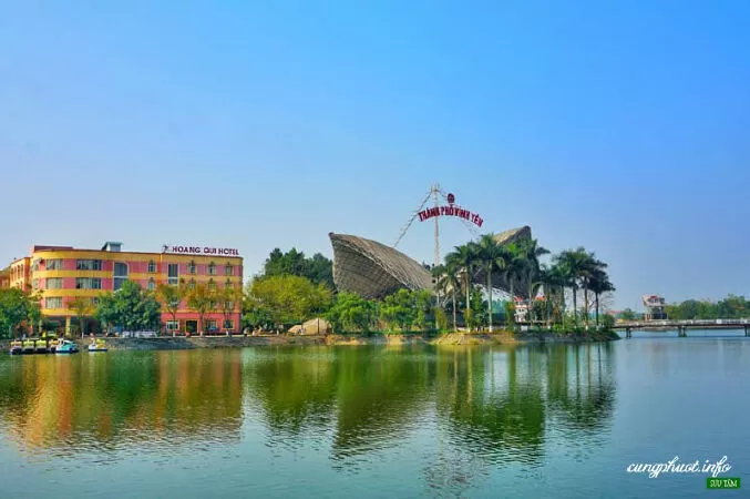 Tự tình với quê hương - Lê Gia Hoài