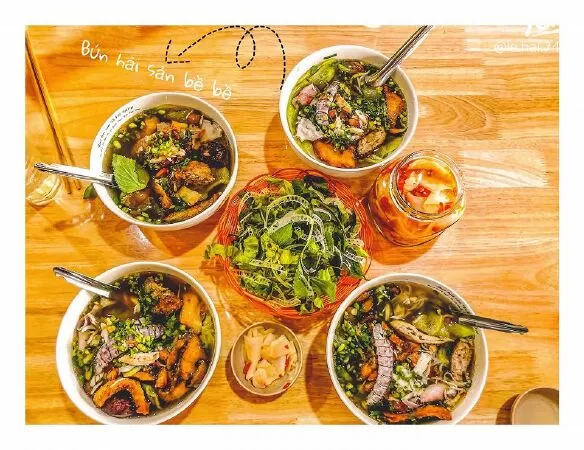 Top 10 quán bún hải sản ngon hết nước chấm tại Quảng Ninh