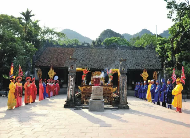 Quê hương mình tuyệt quá - Nguyễn Tử Chương