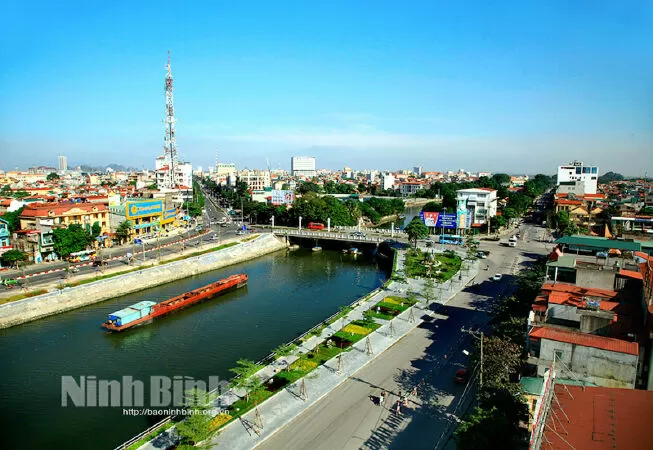 Ở đất Ninh Bình - Nguyễn Nhật