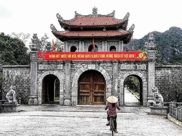 Anh sẽ về bên em - Ngọc Toàn