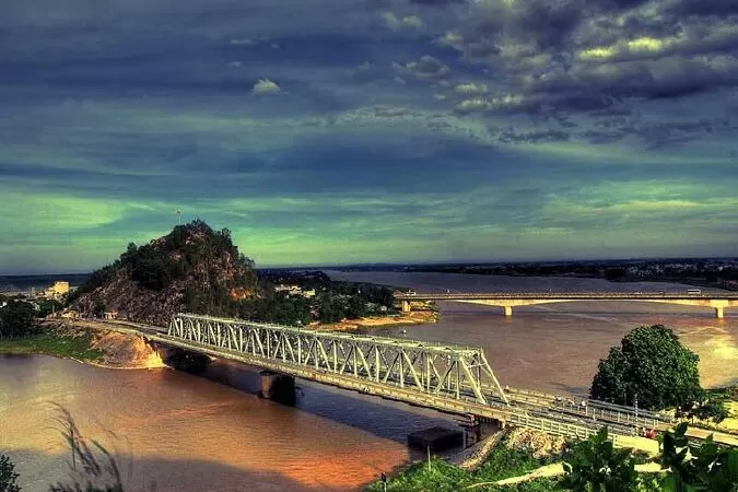 Xứ Thanh quê mẹ - Triệu Nguyễn